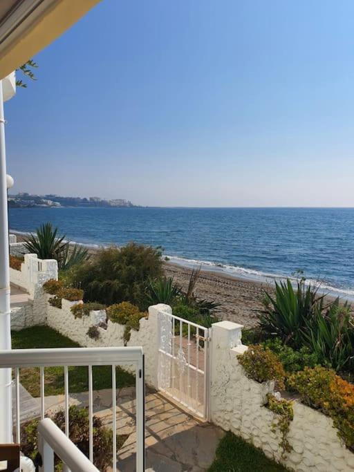 Front Mer - Sublime Appartement Moderne Et Confortable Estepona Esterno foto