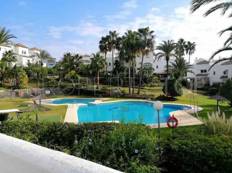Front Mer - Sublime Appartement Moderne Et Confortable Estepona Esterno foto
