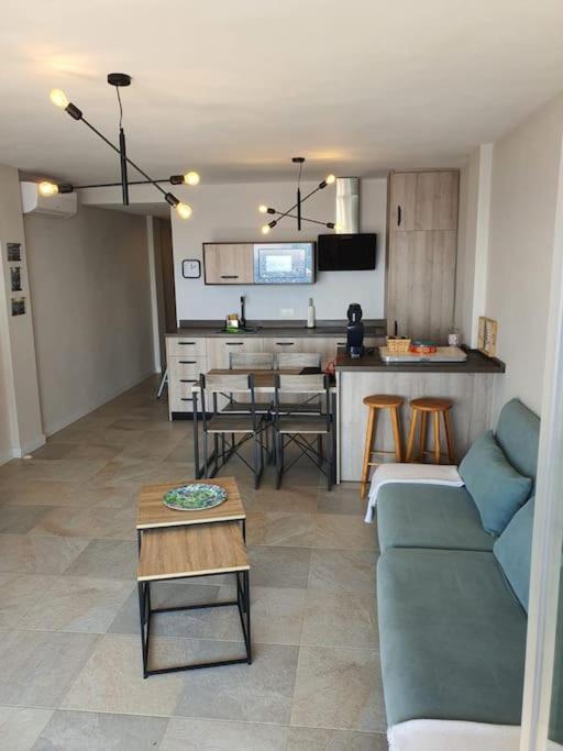 Front Mer - Sublime Appartement Moderne Et Confortable Estepona Esterno foto