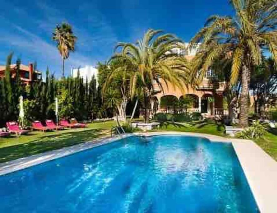 Front Mer - Sublime Appartement Moderne Et Confortable Estepona Esterno foto